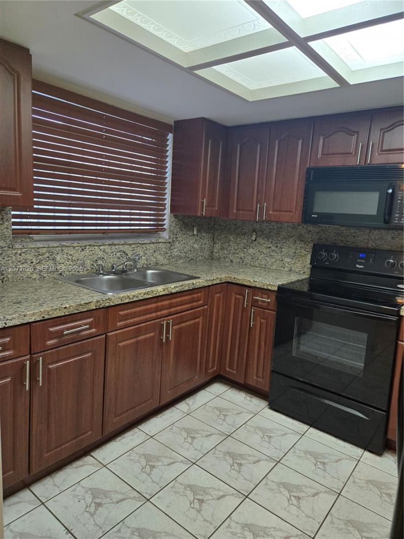 11021 NW 7th St, Unit 202-9, Miami, FL 33172 Photo