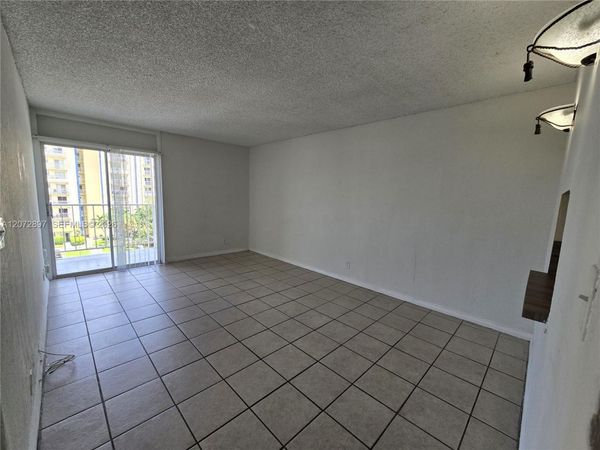 801 NW 47th Ave , Unit 501W, Miami, FL 33126