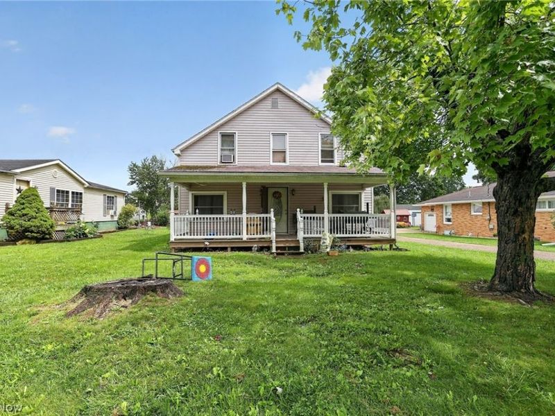 620 Lincoln Avenue NW, Carrollton, OH 44615 Photo 1