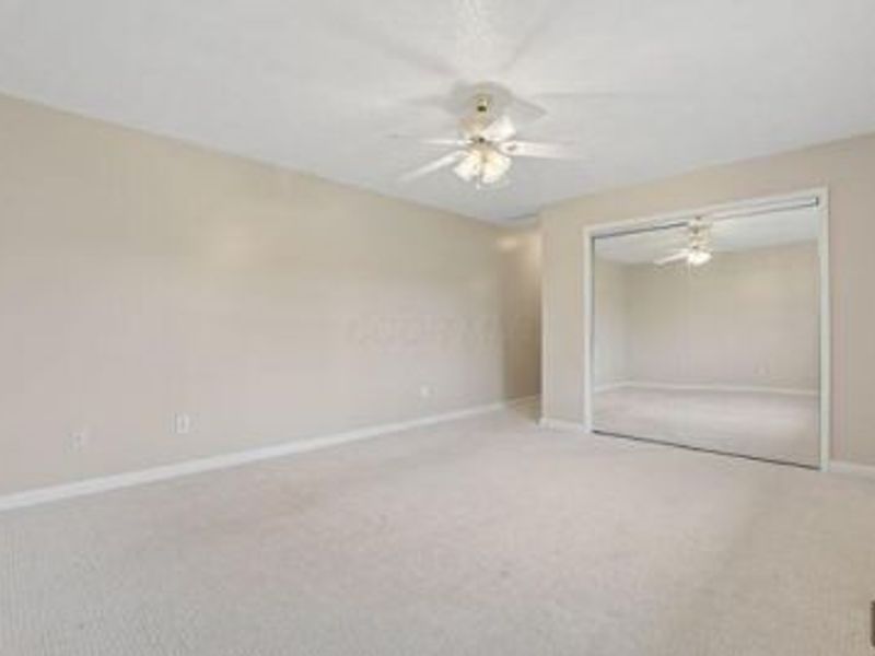 384 Bishop Drive, London, OH 43140 Photo 16