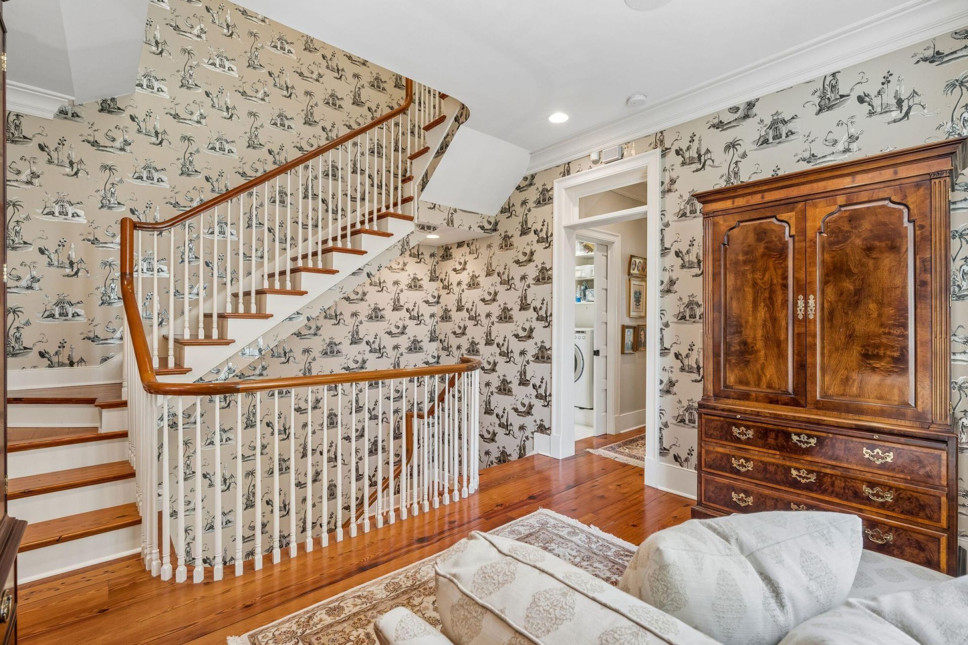 44 Wentworth Street Photo 28