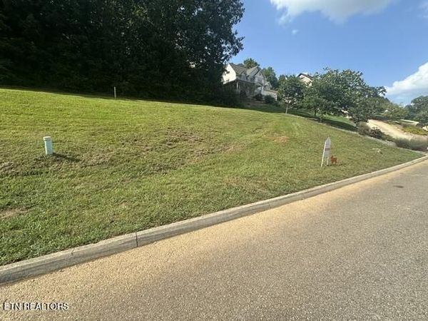 437 Laurel Ridge Lane, Knoxville, TN 37922