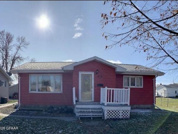410 2ND Street , Thompson, ND 58278