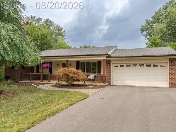 428 Carter Drive, Troy, Mi 48098