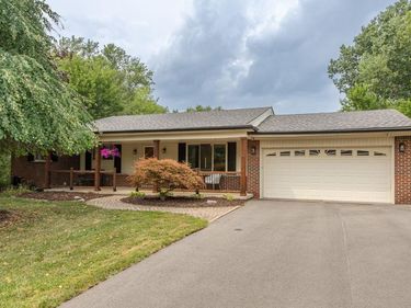428 Carter Drive, Troy, Mi 48098