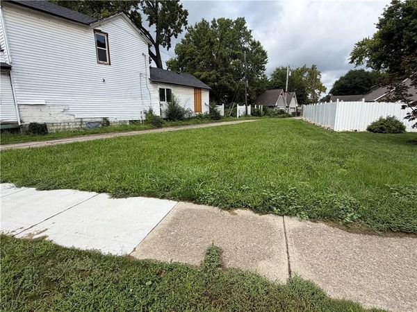 1147 W 2nd Street, Dayton, OH 45402