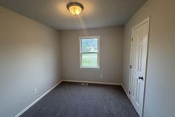 127 Toucan Way photo 4