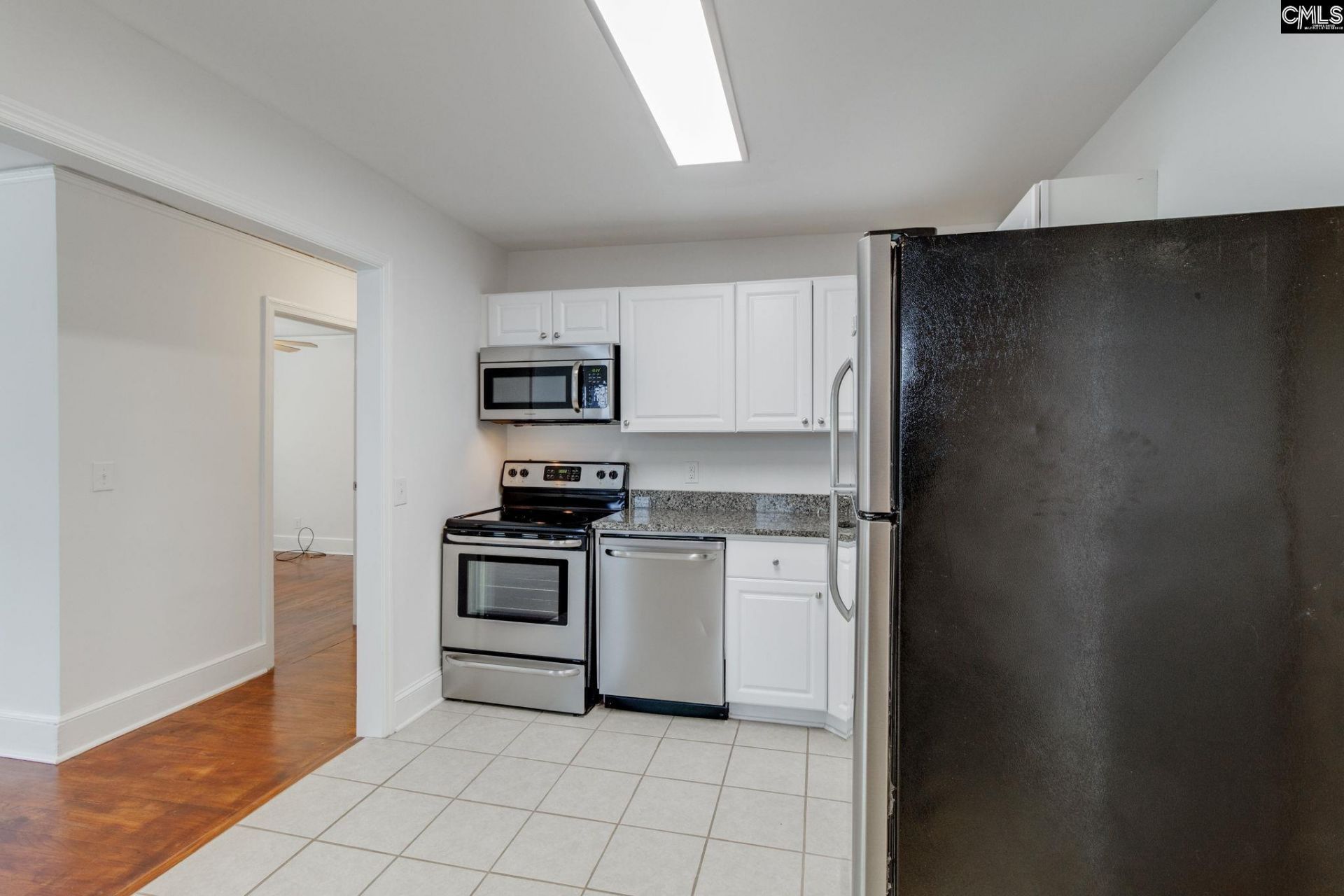 1121 Hancock Street  Photo 11