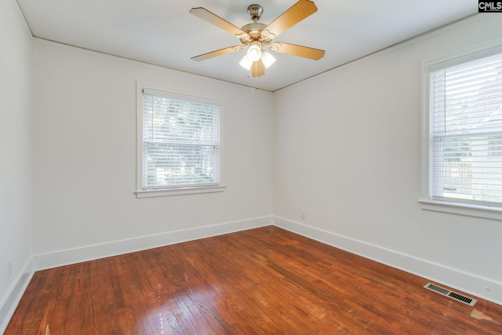 1121 Hancock Street  Photo 15