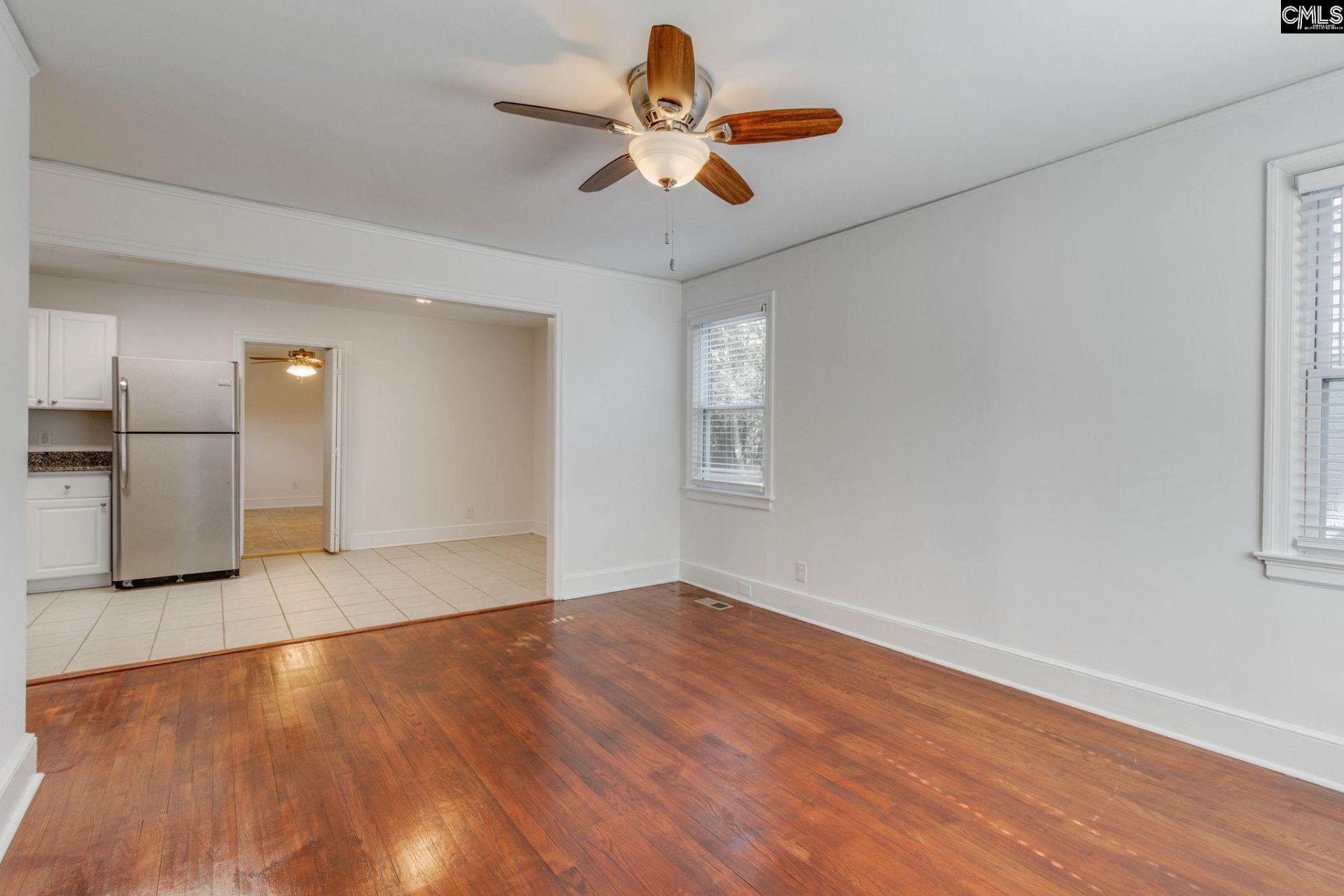 1121 Hancock Street  Photo 4