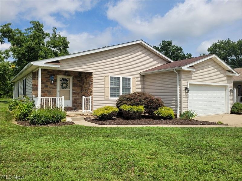 387 W Sunset Drive, Rittman, OH 44270 Photo 1