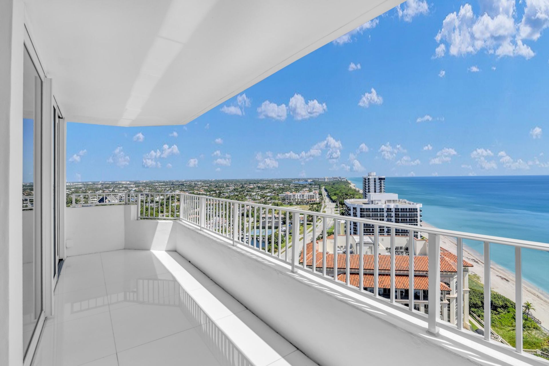 500 S Ocean Boulevard, Unit 2207, Boca Raton, FL 33432 Photo