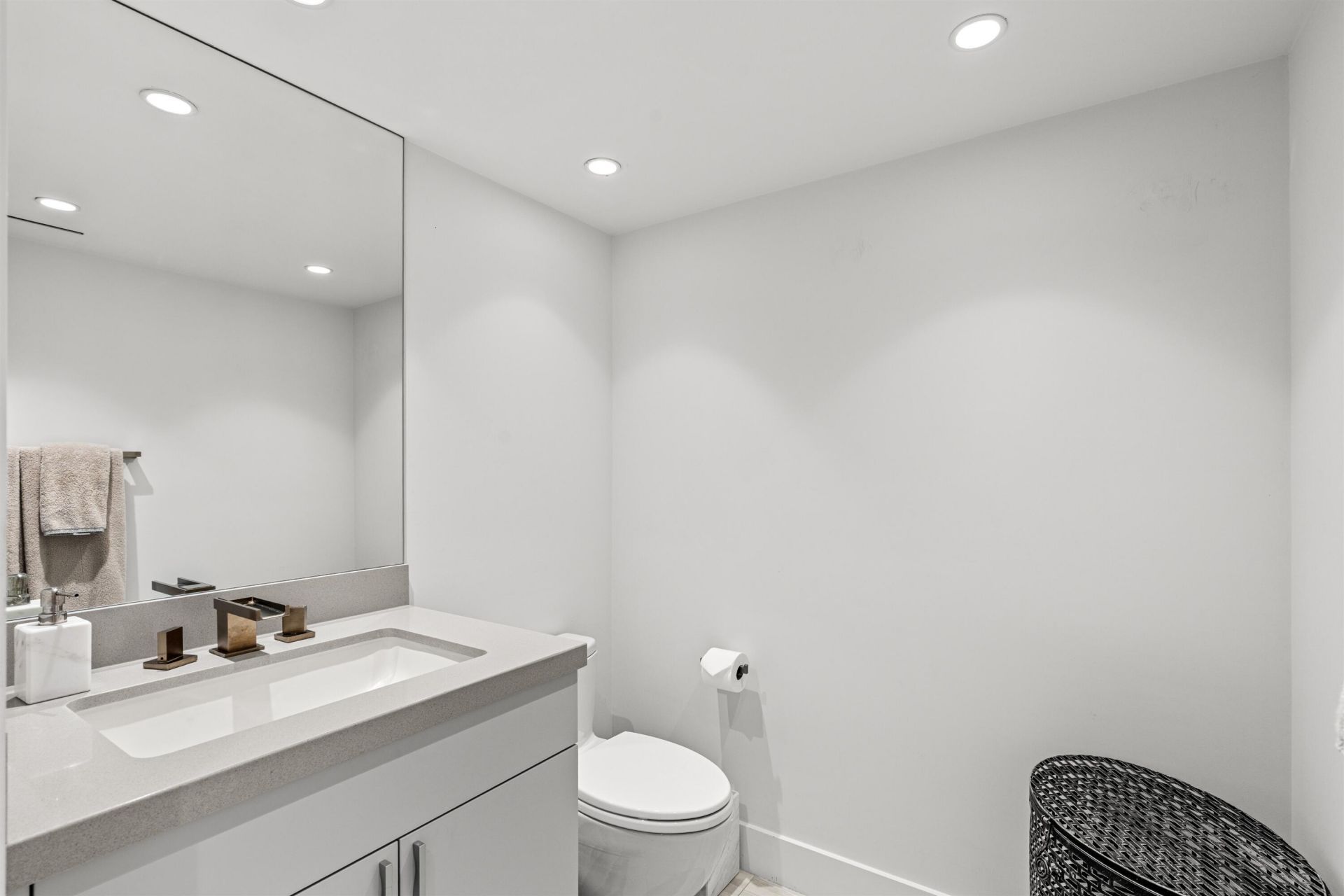 1400 S Ocean Boulevard, Unit 1106, Boca Raton, FL 33432 Photo