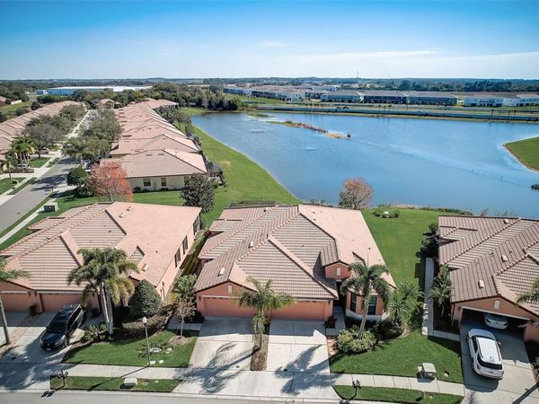 5673 SUNSET FALLS DRIVE , APOLLO BEACH, FL 33572
