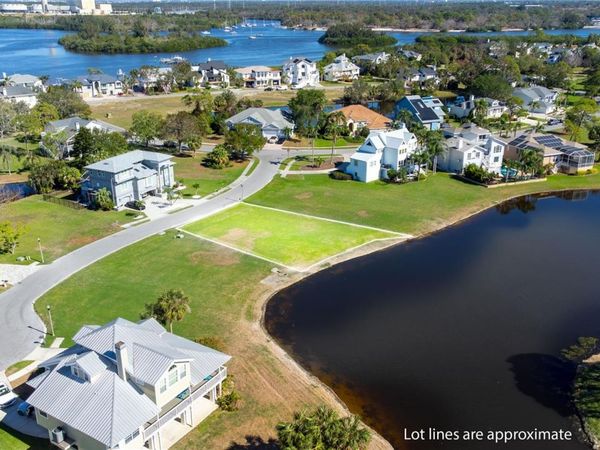 85 SANDPIPER POINTE , TARPON SPRINGS, FL 34689