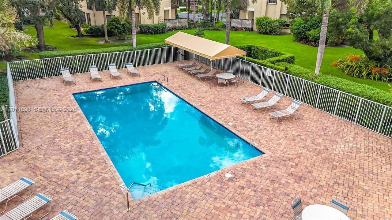 10524 NW 10th St , Unit A-125, Plantation, FL 33322 Photo