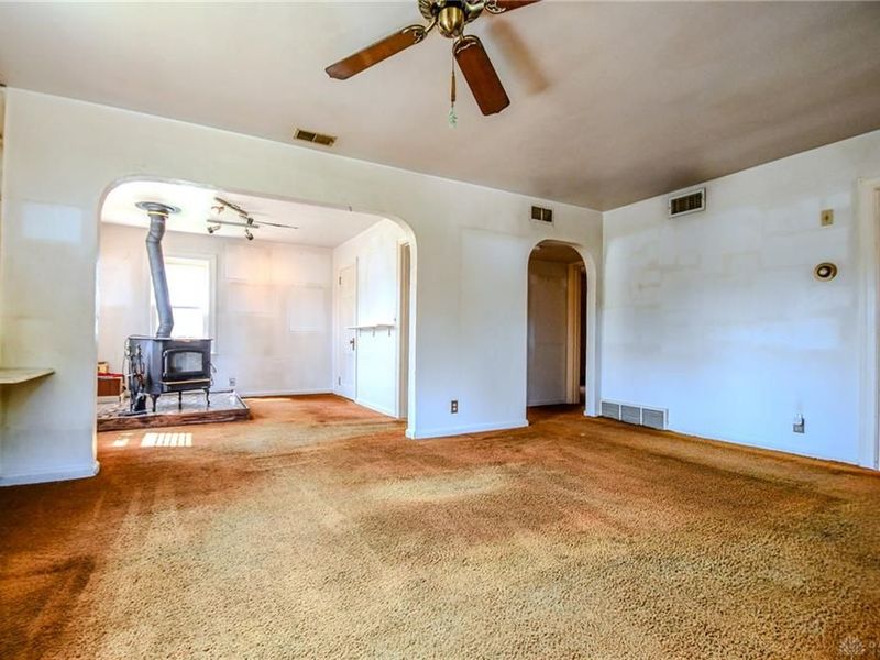 960 East Drive, Kettering, OH 45419 Photo 10