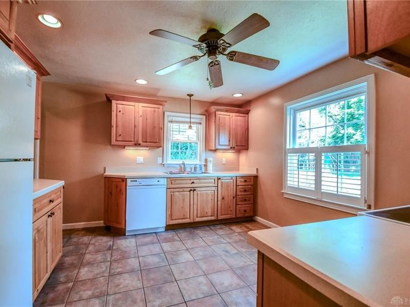 960 East Drive, Kettering, OH 45419 Photo 13