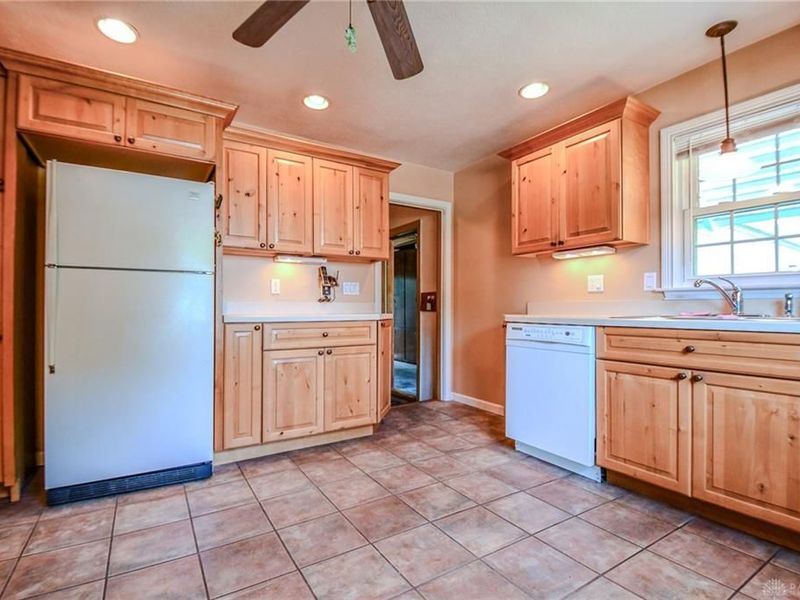 960 East Drive, Kettering, OH 45419 Photo 14