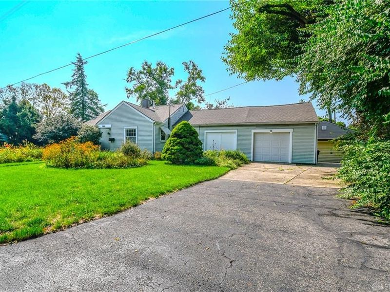 960 East Drive, Kettering, OH 45419 Photo 2