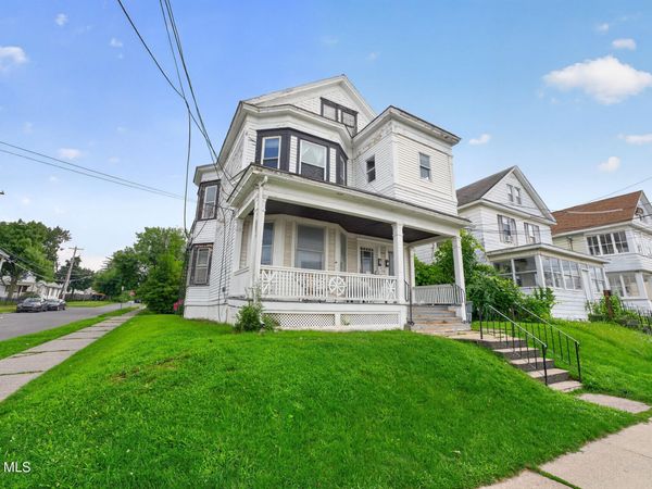 677 Washington Avenue, Albany, NY 12206