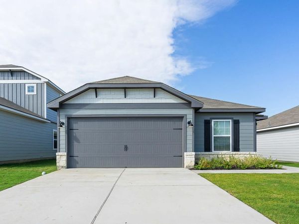 237 W Luna Blue LN, Jarrell, TX 76537