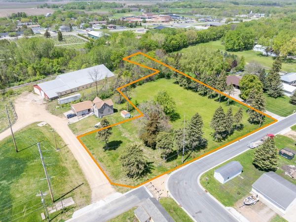 600 1st Street N, Montgomery, MN 56069
