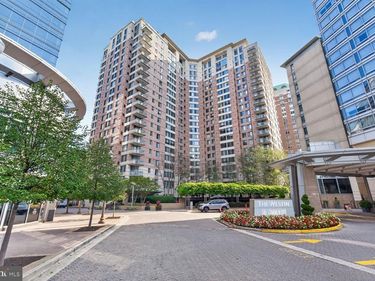 851 N GLEBE ROAD, Unit 1516, ARLINGTON, VA 22203