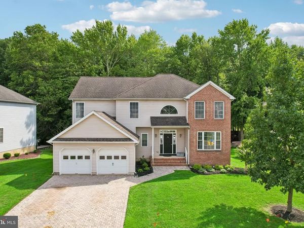 56 CHESAPEAKE ROAD, MONMOUTH JUNCTION, NJ 08852