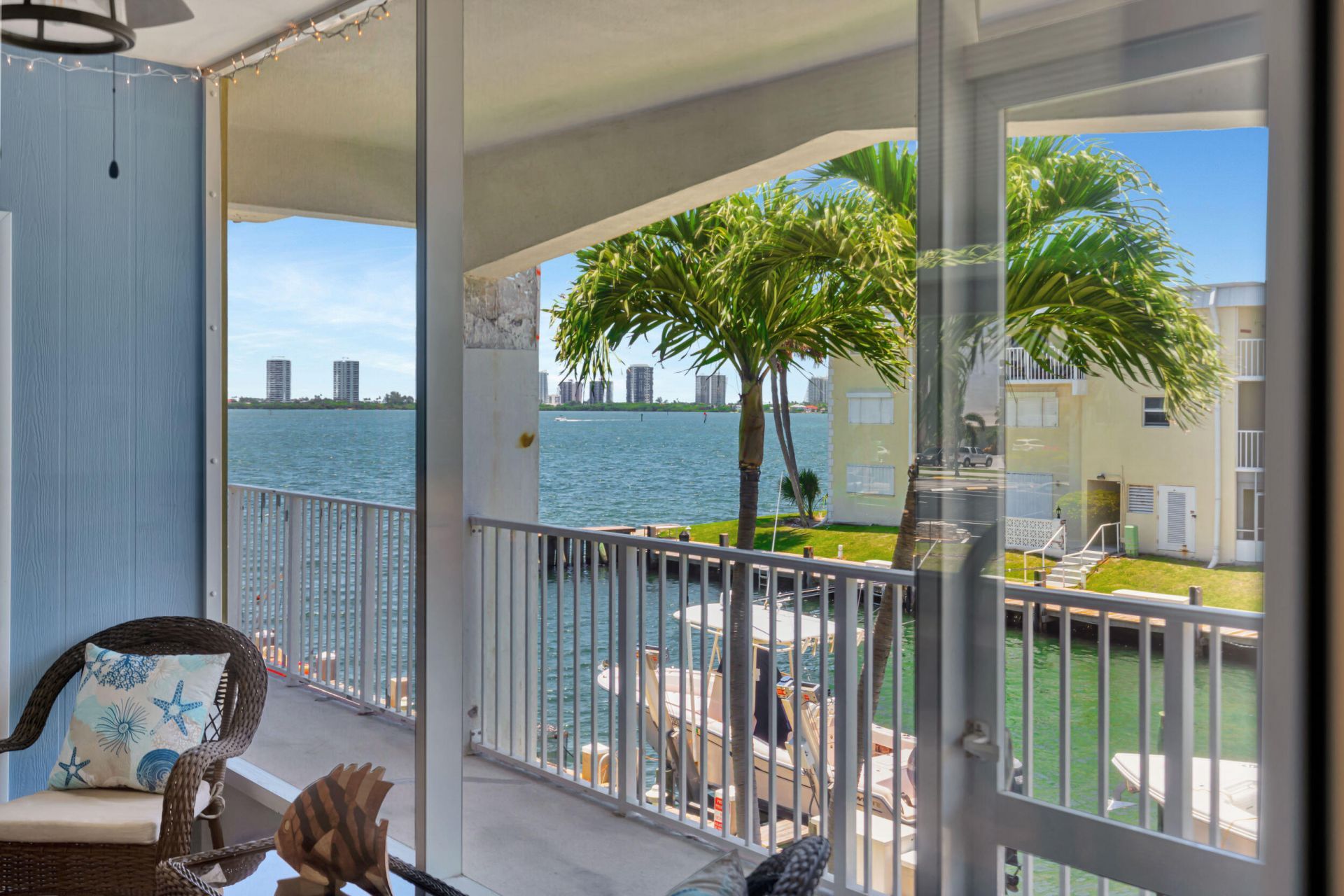 110 Shore Court, Unit 201, North Palm Beach, FL 33408 Photo