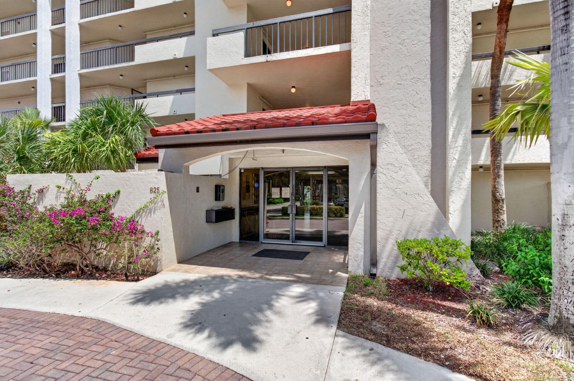 825 Egret Circle, Unit 504, Delray Beach, FL 33444 Photo