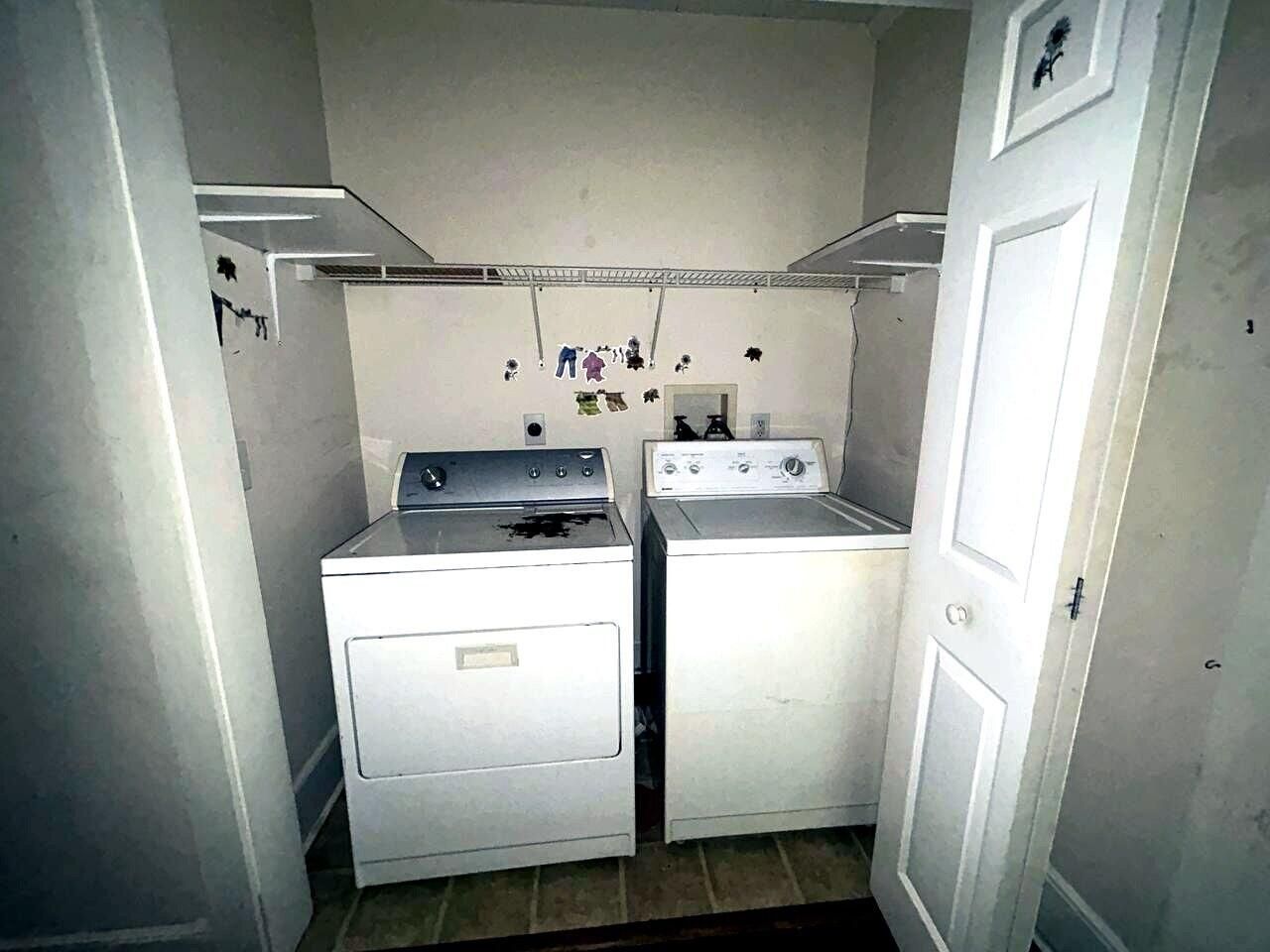 486 Scott Road Photo 13