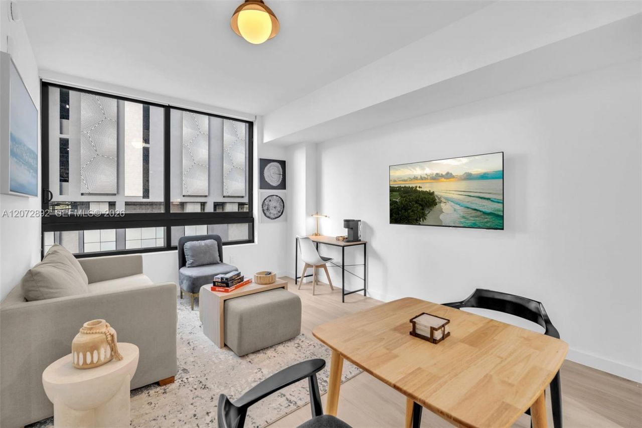 225 N Miami Ave, Unit 210, Miami, FL 33128 Photo
