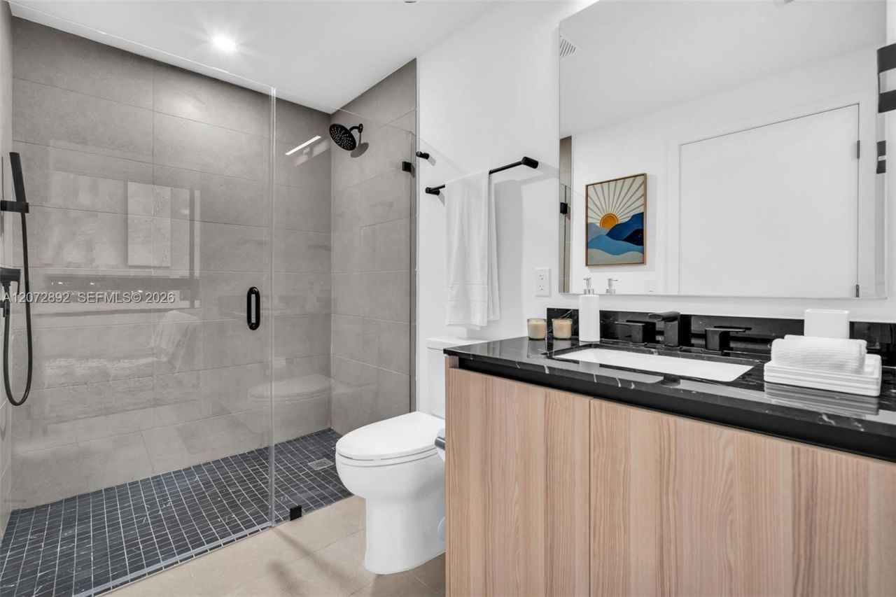 225 N Miami Ave, Unit 210, Miami, FL 33128 Photo