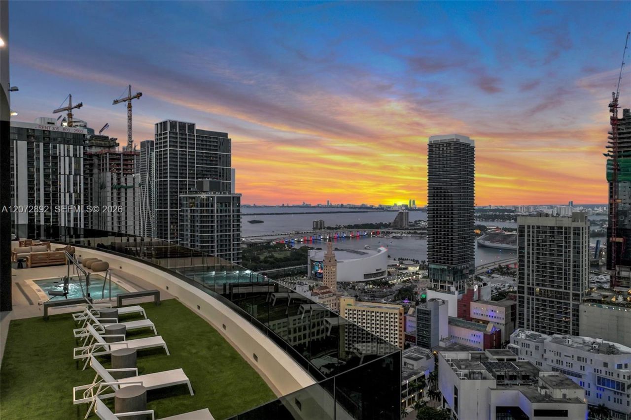 225 N Miami Ave, Unit 210, Miami, FL 33128 Photo