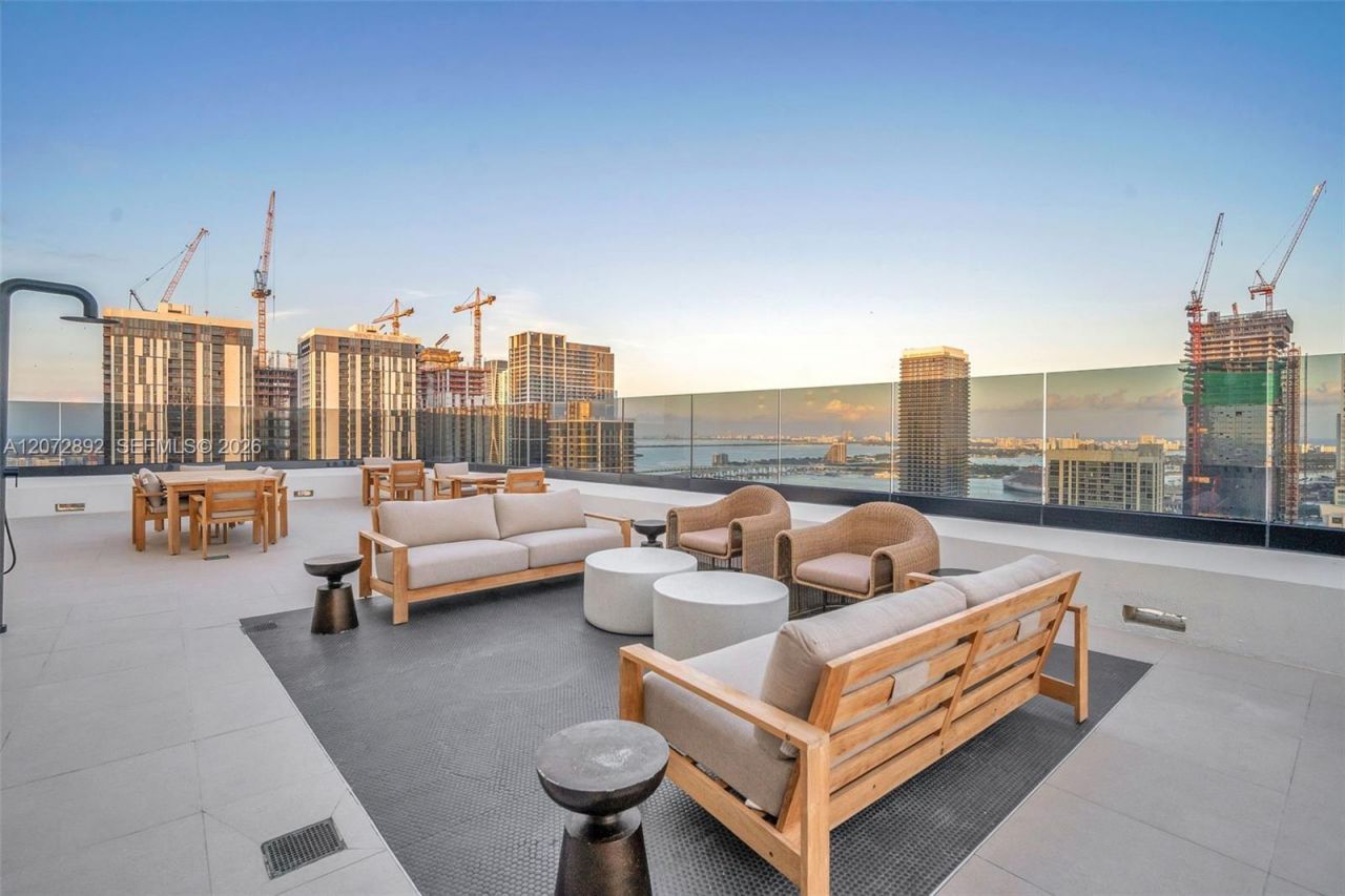225 N Miami Ave, Unit 210, Miami, FL 33128 Photo