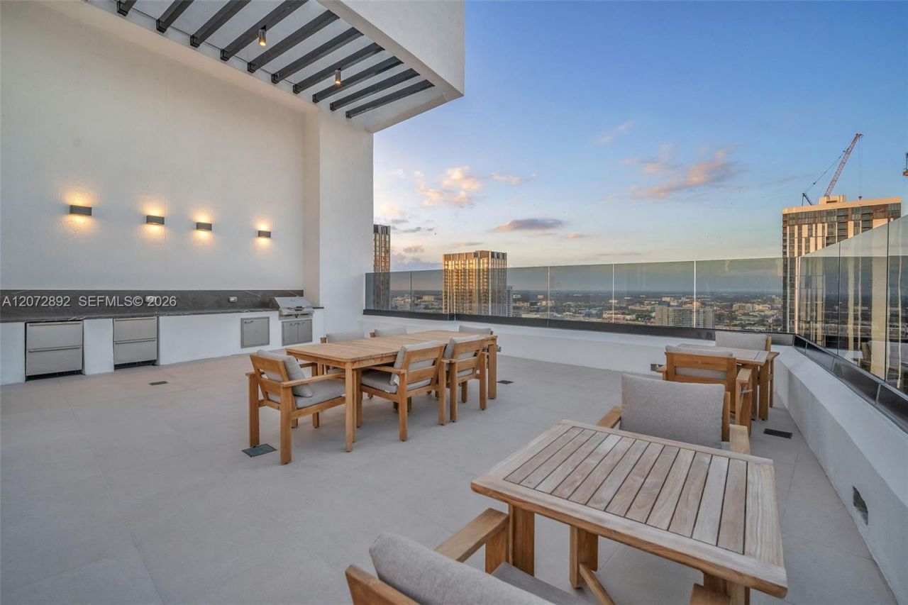 225 N Miami Ave, Unit 210, Miami, FL 33128 Photo