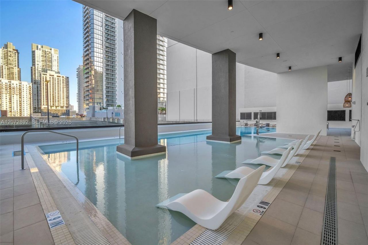 225 N Miami Ave, Unit 210, Miami, FL 33128 Photo