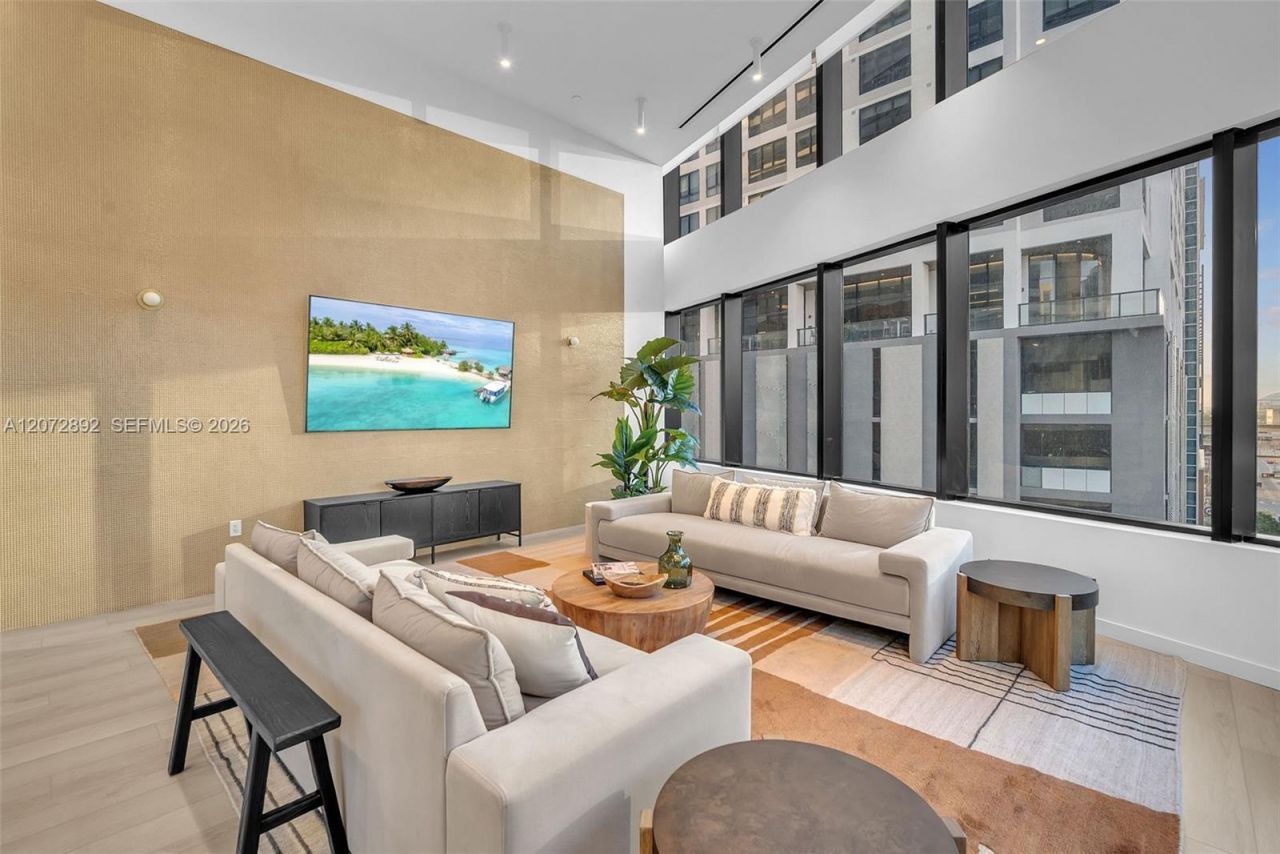 225 N Miami Ave, Unit 210, Miami, FL 33128 Photo