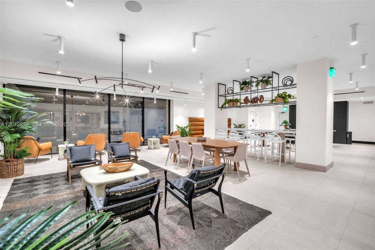 225 N Miami Ave, Unit 210, Miami, FL 33128 Photo