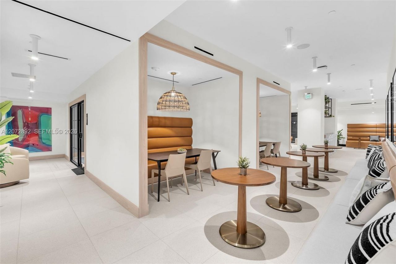 225 N Miami Ave, Unit 210, Miami, FL 33128 Photo