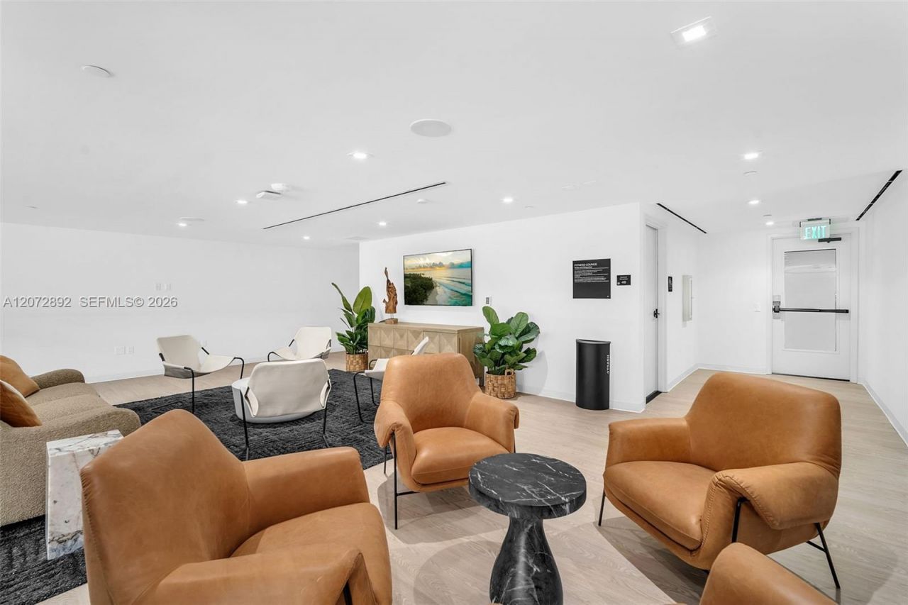 225 N Miami Ave, Unit 210, Miami, FL 33128 Photo