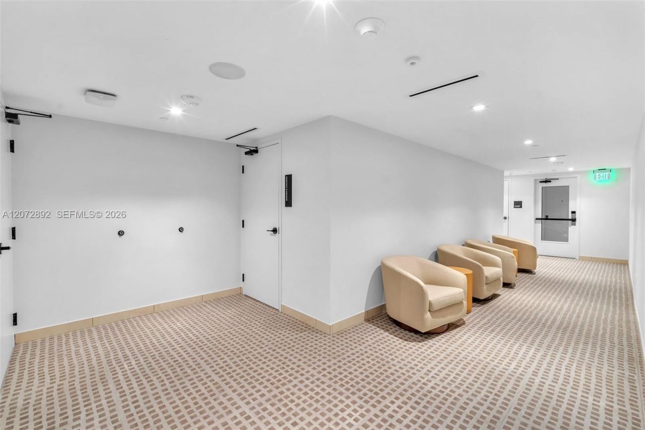 225 N Miami Ave, Unit 210, Miami, FL 33128 Photo