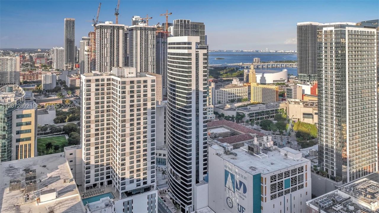 225 N Miami Ave, Unit 210, Miami, FL 33128 Photo