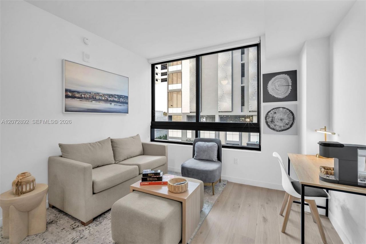 225 N Miami Ave, Unit 210, Miami, FL 33128 Photo