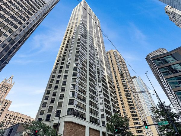 400 E Ohio Street, Unit 3502, Chicago, IL 60611