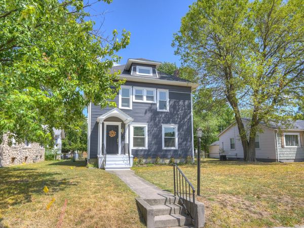407 N Jackson Avenue , Joplin, MO 64801