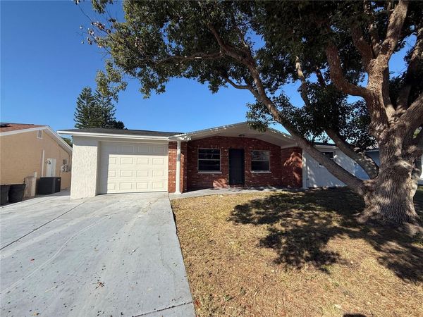 3511 ODOM DRIVE , NEW PORT RICHEY, FL 34652
