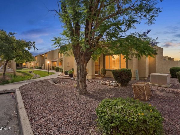 5836 W WINCHCOMB Drive, Glendale, AZ 85306
