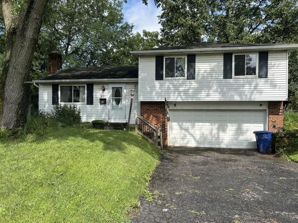 827 Orchard Glen Court, Columbus, OH 43228